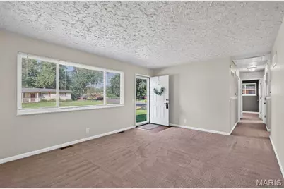 200 Falcon Drive, Florissant, MO 63031 - Photo 11