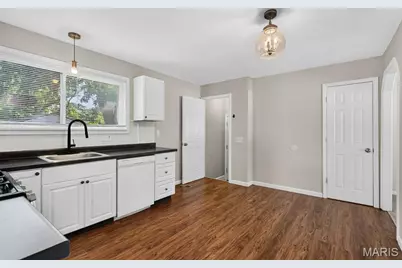 200 Falcon Drive, Florissant, MO 63031 - Photo 21