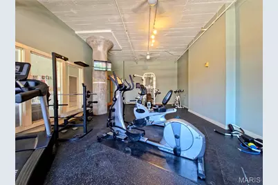 1627 Locust Street #402, Saint Louis, MO 63103 - Photo 9