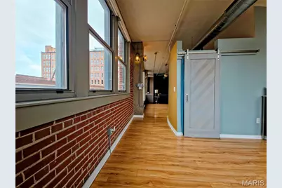 1627 Locust Street #402, Saint Louis, MO 63103 - Photo 17