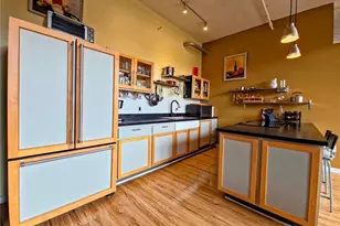 1627 Locust St, Saint Louis, MO 63103 - Photo 11