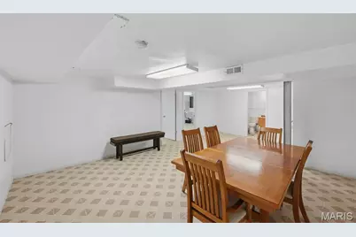 9841 Knollshire Drive, Saint Louis, MO 63123 - Photo 33