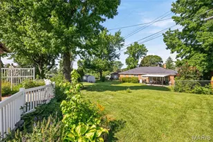 9841 Knollshire Dr, Saint Louis, MO 63123 - Photo 51
