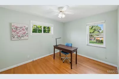 9841 Knollshire Drive, Saint Louis, MO 63123 - Photo 27