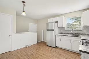 1820 Violet Dr, Florissant, MO 63031 - Photo 3