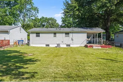 1820 Violet Drive, Florissant, MO 63031 - Photo 15