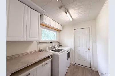 925 Woodcrest Lane, Hazelwood, MO 63042 - Photo 13