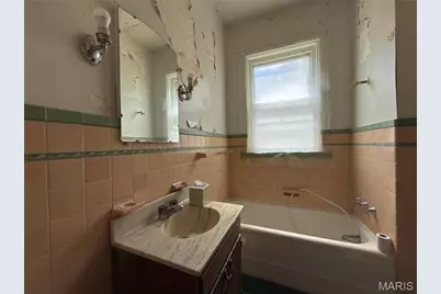 914-914 A Center Street #14A, Hannibal, MO 63401 - Photo 13