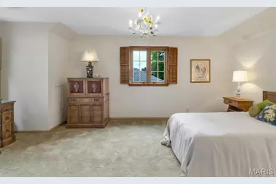 56 Meadowbrook Country Club Estate, Ballwin, MO 63011 - Photo 15