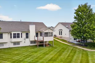 51 Huntgate Dr, Saint Peters, MO 63376 - Photo 9