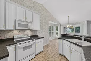 51 Huntgate Dr, Saint Peters, MO 63376 - Photo 13