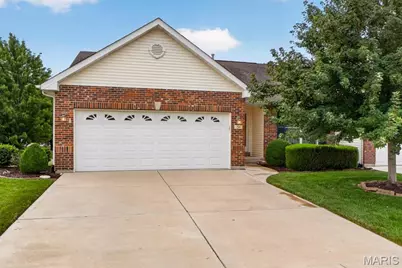 51 Huntgate Drive #9A, Saint Peters, MO 63376 - Photo 1