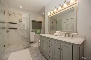 6946 Pershing Ave, University City, MO 63130 - Photo 21