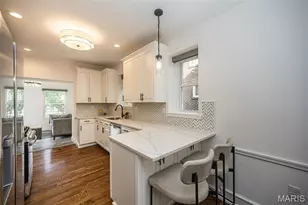 6946 Pershing Ave, University City, MO 63130 - Photo 11