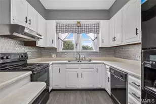 910 Camilla St, Park Hills, MO 63601 - Photo 5