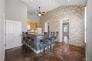200 W Steins St, Saint Louis, MO 63111 - Photo 3