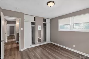 10443 Durness Dr, Saint Louis, MO 63137 - Photo 11