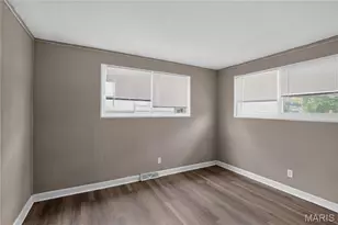 10443 Durness Dr, Saint Louis, MO 63137 - Photo 15