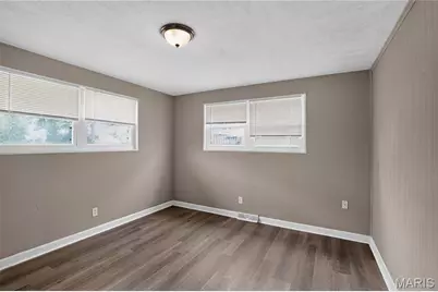 10443 Durness Drive, Saint Louis, MO 63137 - Photo 13