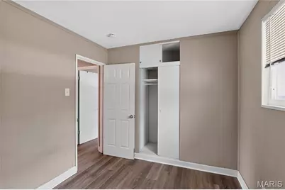 10443 Durness Drive, Saint Louis, MO 63137 - Photo 11