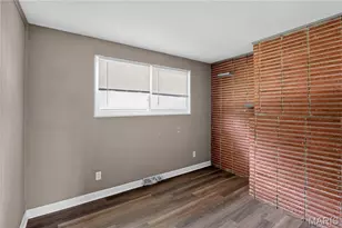 2332 Collett Dr, Saint Louis, MO 63136 - Photo 23