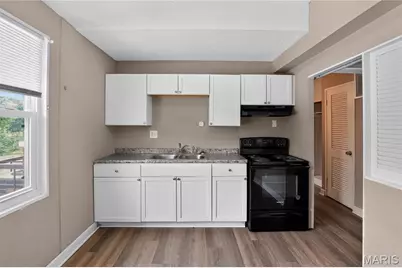 2332 Collett Drive, Saint Louis, MO 63136 - Photo 9