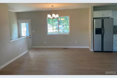 1495 Tahoe Drive, Florissant, MO 63031 - Photo 9