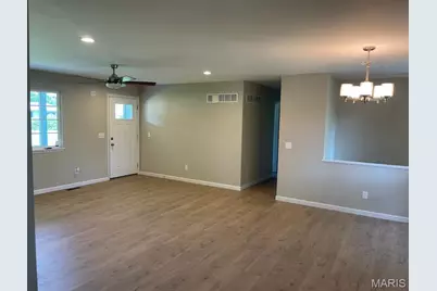 1495 Tahoe Drive, Florissant, MO 63031 - Photo 7