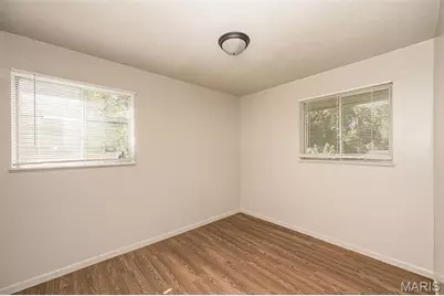 143 Roderick Drive, Saint Louis, MO 63137 - Photo 23