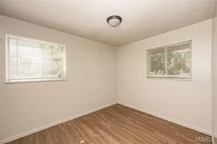 143 Roderick Dr, Saint Louis, MO 63137 - Photo 23
