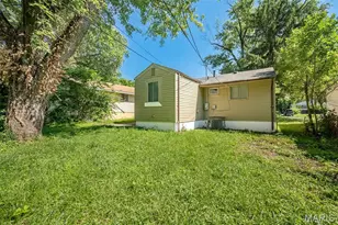 143 Roderick Dr, Saint Louis, MO 63137 - Photo 33