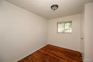 143 Roderick Dr, Saint Louis, MO 63137 - Photo 17