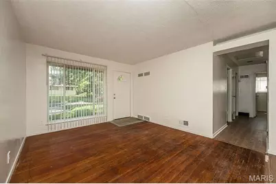 143 Roderick Drive, Saint Louis, MO 63137 - Photo 5