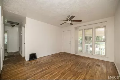 207 Midlothian Road, Saint Louis, MO 63137 - Photo 7