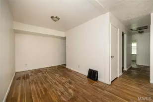 207 Midlothian Rd, Saint Louis, MO 63137 - Photo 9