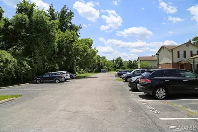 27 Park Charles Boulevard #B, Saint Peters, MO 63376 - Photo 7