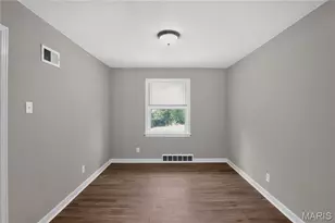 1223 Kimball Ct, Saint Louis, MO 63137 - Photo 9