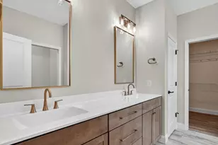 549 Ryehill Dr, Saint Peters, MO 63376 - Photo 9