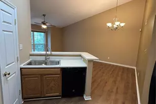 1610 Forest Springs Ln, Ballwin, MO 63021 - Photo 11