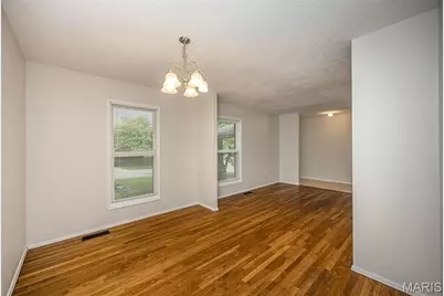 3726 Briargrove Drive, Florissant, MO 63031 - Photo 7