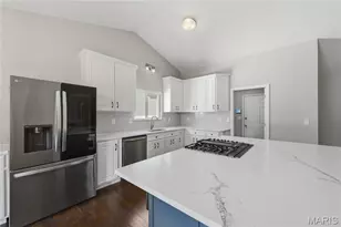 6 Feise Forest Ct, O'Fallon, MO 63368 - Photo 7