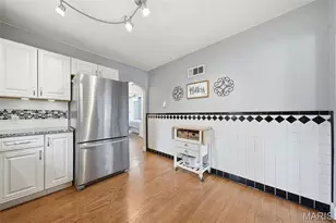 5701 Tholozan Ave, Saint Louis, MO 63109 - Photo 13