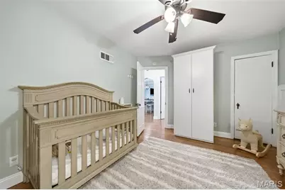 5701 Tholozan Avenue, Saint Louis, MO 63109 - Photo 17