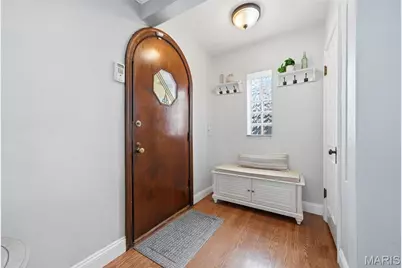 5701 Tholozan Avenue, Saint Louis, MO 63109 - Photo 7