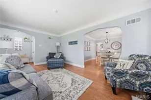 5701 Tholozan Ave, Saint Louis, MO 63109 - Photo 9