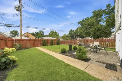 5701 Tholozan Avenue, Saint Louis, MO 63109 - Photo 5