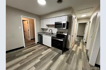 720 Beardsley Court, Saint Louis, MO 63135 - Photo 9