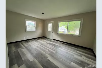 720 Beardsley Court, Saint Louis, MO 63135 - Photo 3