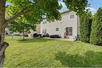 1001 Harmony Lake Parkway, Saint Peters, MO 63376 - Photo 21