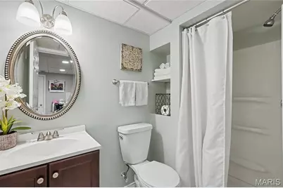 1001 Harmony Lake Parkway, Saint Peters, MO 63376 - Photo 19